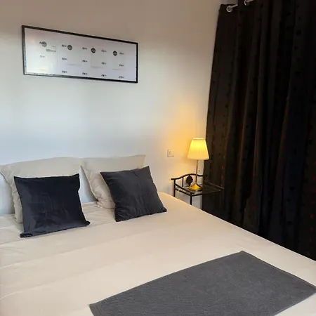 Rum i privatbostad Ti Ponch *