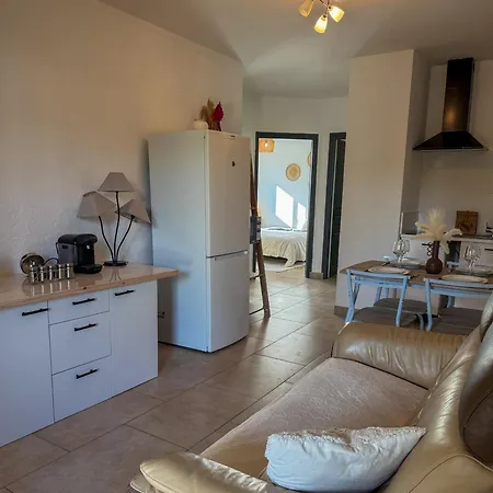 Ti Ponch Rum i privatbostad *